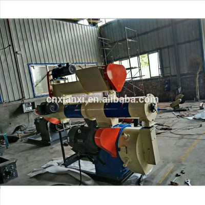 Henan Factory automatic chicken feeding machine,bird feed pellet maker